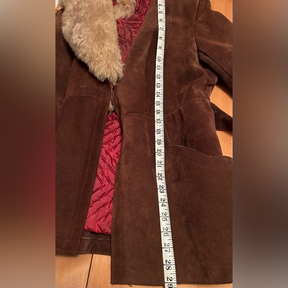 Vintage 1970s Suede Penny Lane Coat with Fur Trim - Picture 8 of 14